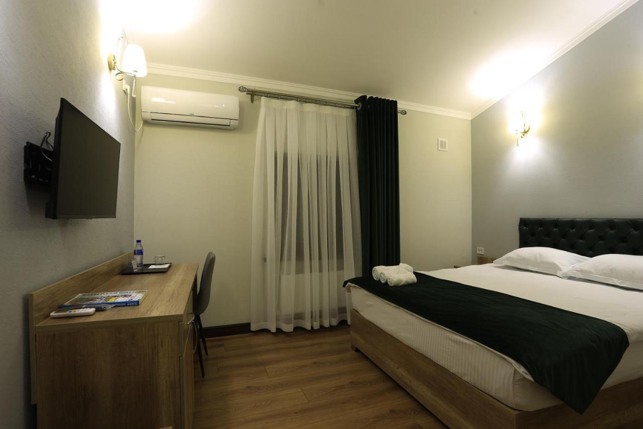 Hotel Atlas Elite Tasjkent Buitenkant foto